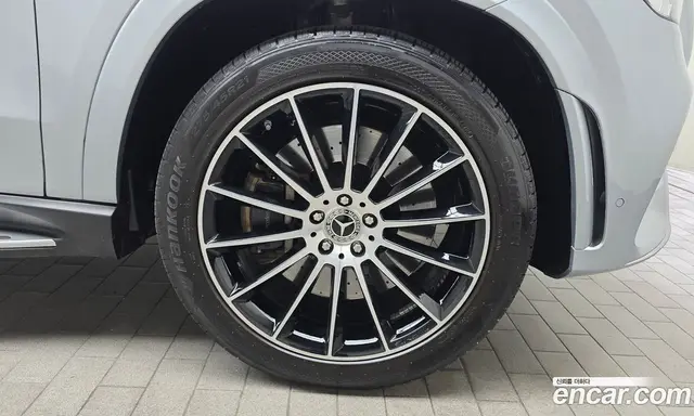 Mercedes-Benz GLE-Class 2023 3.0 автомат (гидро), миниатюра 7
