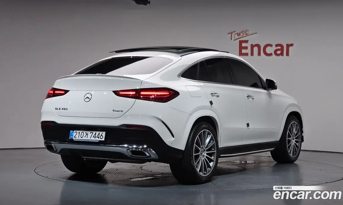 Mercedes-Benz GLE-Class 2025 3.0 автомат (гидро), фото 1 Mercedes-Benz GLE-Class 2025 3.0 автомат (гидро), фото 1