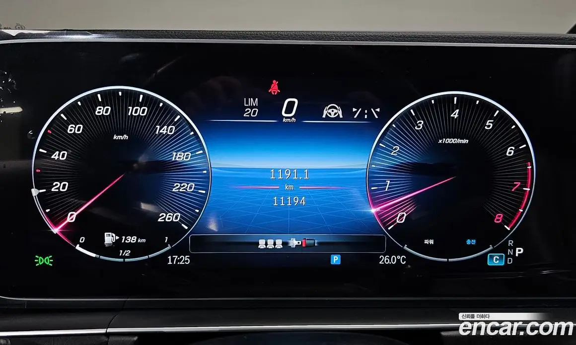 Mercedes-Benz GLE-Class 2025 3.0 автомат (гидро), фото 10 Mercedes-Benz GLE-Class 2025 3.0 автомат (гидро), фото 10