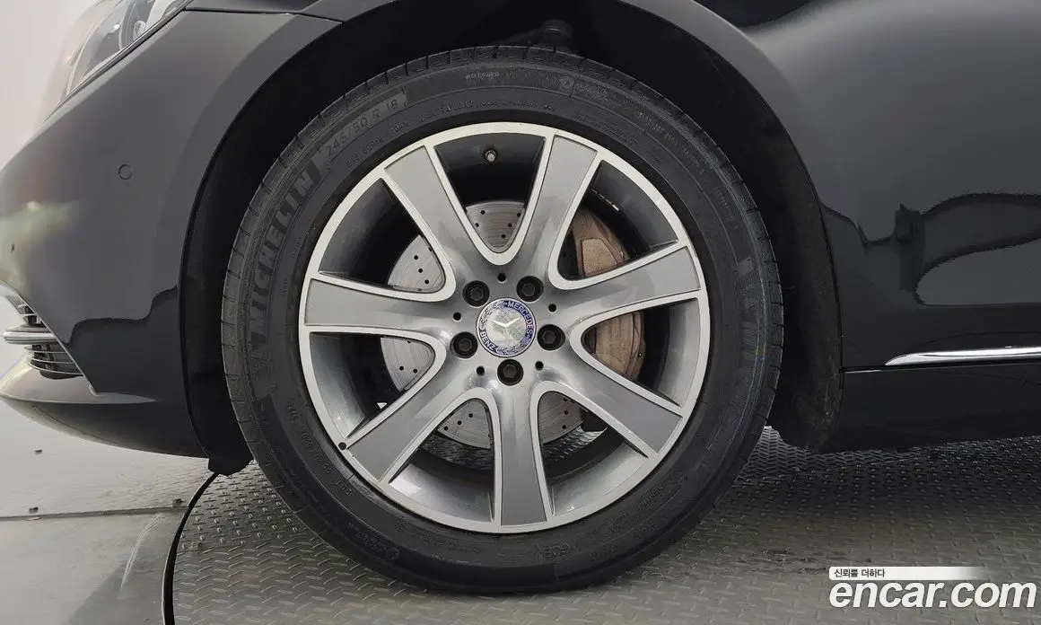 Mercedes-Benz S-Class 2014 3.0 автомат (гидро), фото 4 Mercedes-Benz S-Class 2014 3.0 автомат (гидро), фото 4
