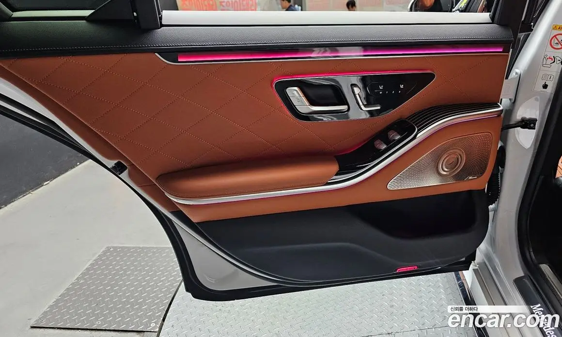 Mercedes-Benz S-Class 2025 3.0 автомат (гидро), фото 15