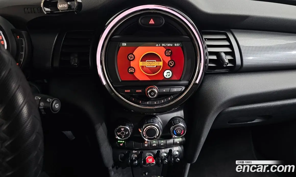 Mini Cooper 2019 1.5 автомат (гидро), фото 19 Mini Cooper 2019 1.5 автомат (гидро), фото 19