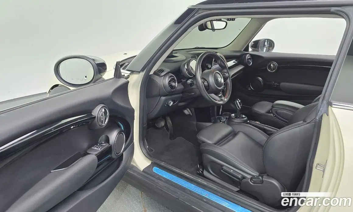 Mini Cooper 2020 2.0 автомат (гидро), фото 13 Mini Cooper 2020 2.0 автомат (гидро), фото 13