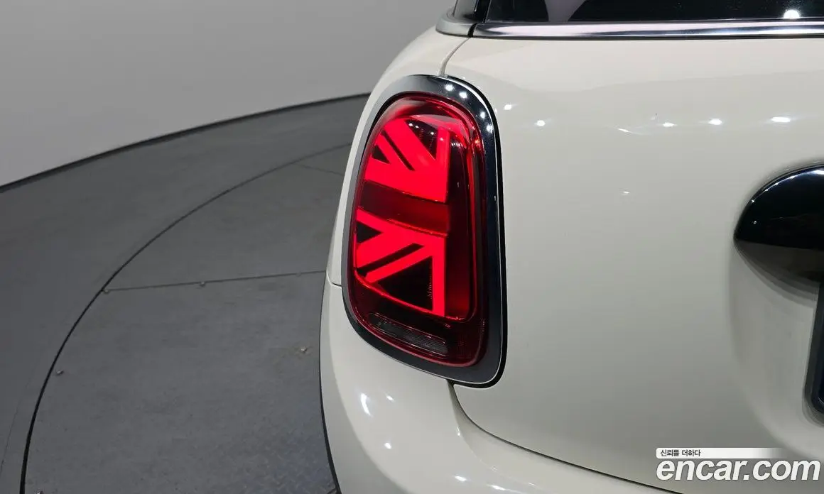 Mini Cooper 2020 2.0 автомат (гидро), фото 9 Mini Cooper 2020 2.0 автомат (гидро), фото 9