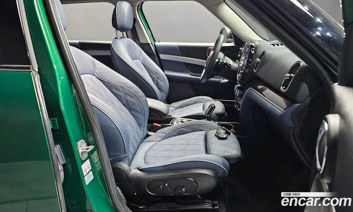 Mini Countryman 2022 2.0 автомат (гидро), фото 16 Mini Countryman 2022 2.0 автомат (гидро), фото 16
