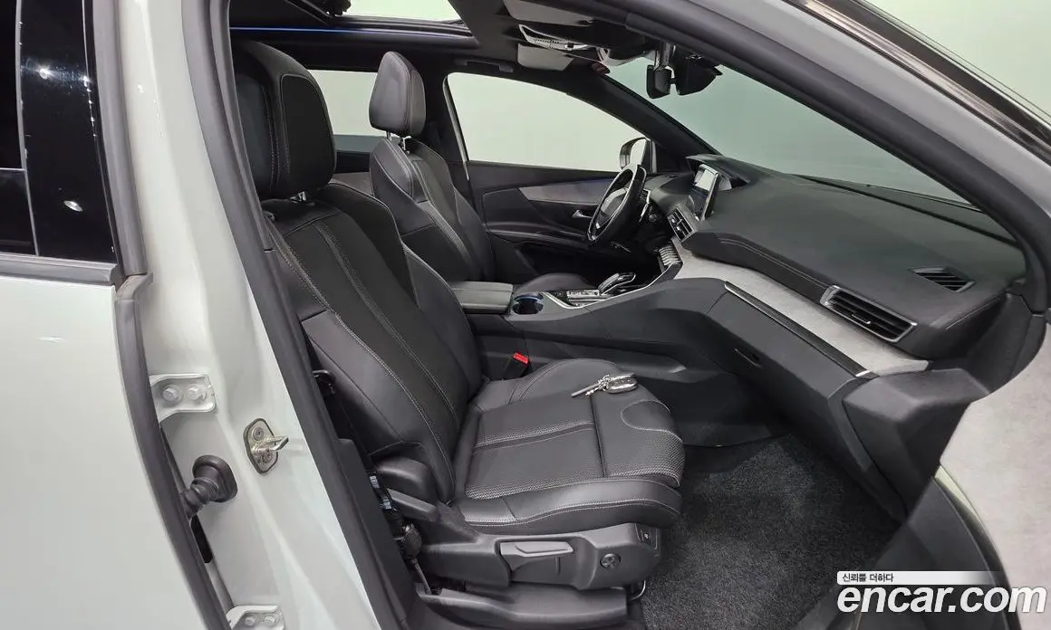 Peugeot 5008 2022 1.2 автомат (гидро), фото 16 Peugeot 5008 2022 1.2 автомат (гидро), фото 16