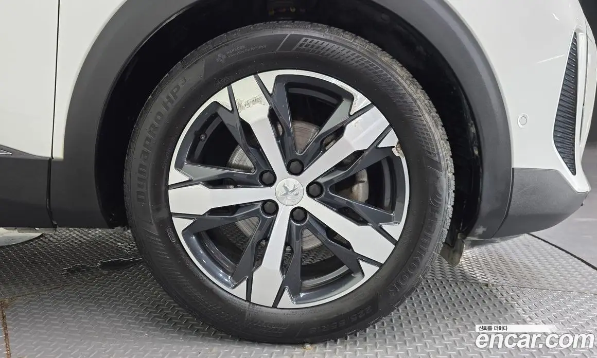 Peugeot 5008 2022 1.2 автомат (гидро), фото 5 Peugeot 5008 2022 1.2 автомат (гидро), фото 5