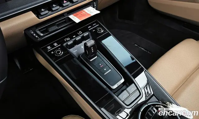 Porsche 911 2022 3.0 автомат (гидро), миниатюра 12