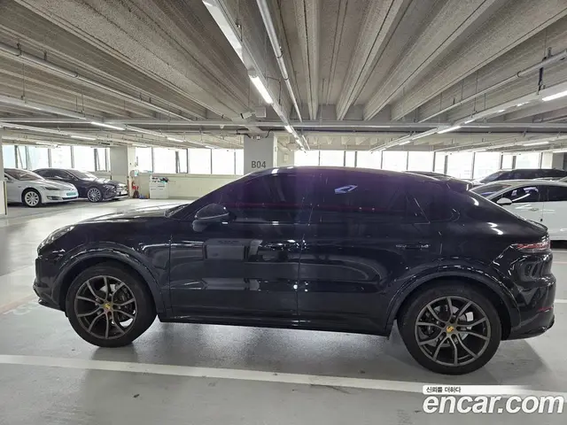 Porsche Cayenne 2022 3.0 автомат (гидро), миниатюра 4 Porsche Cayenne 2022 3.0 автомат (гидро), миниатюра 4