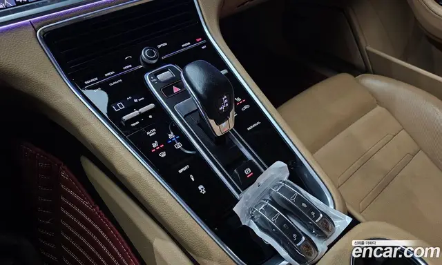 Porsche Panamera 2018 3.0 автомат (гидро), миниатюра 12