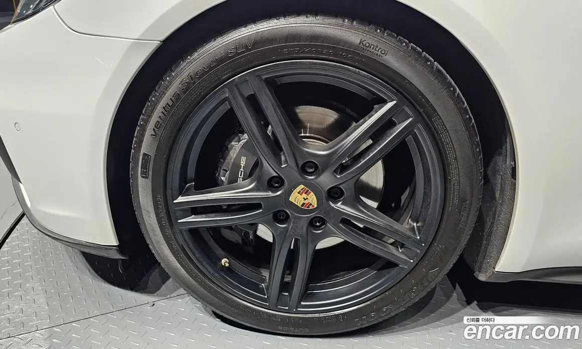Porsche Panamera 2018 3.0 автомат (гидро), фото 5 Porsche Panamera 2018 3.0 автомат (гидро), фото 5