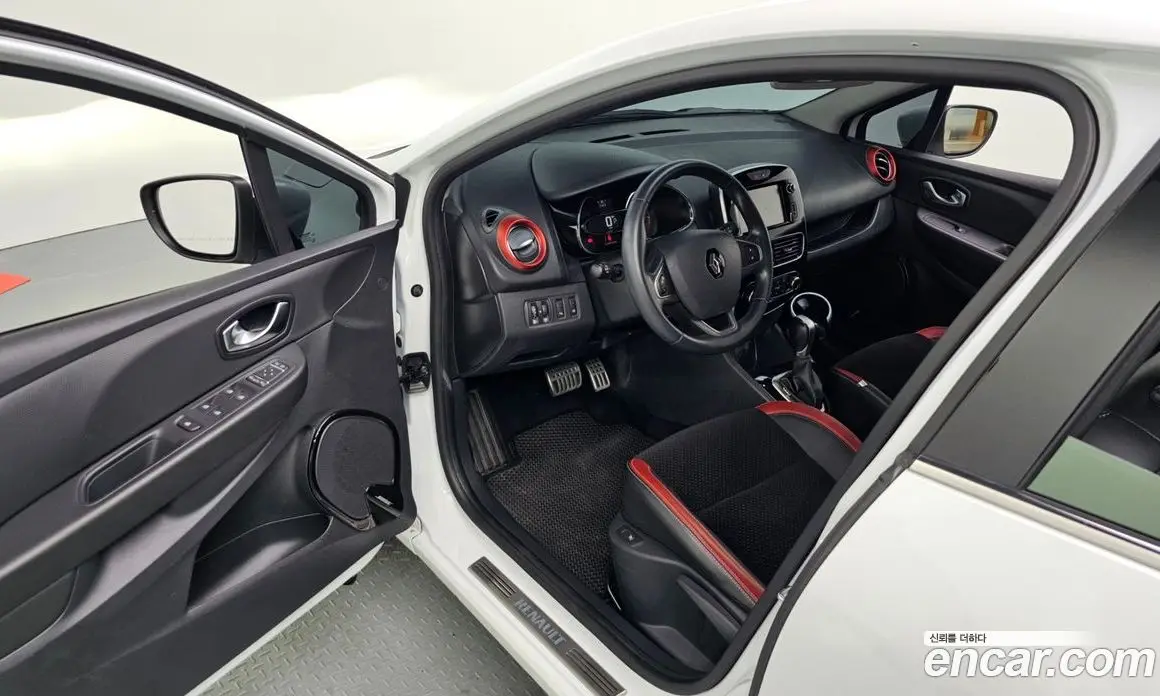 Renault (Samsung) Cilo 2018 1.5 автомат (гидро), фото 13 Renault (Samsung) Cilo 2018 1.5 автомат (гидро), фото 13