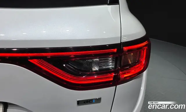 Renault (Samsung) QM6 2017 2.0 автомат (гидро), миниатюра 9 Renault (Samsung) QM6 2017 2.0 автомат (гидро), миниатюра 9