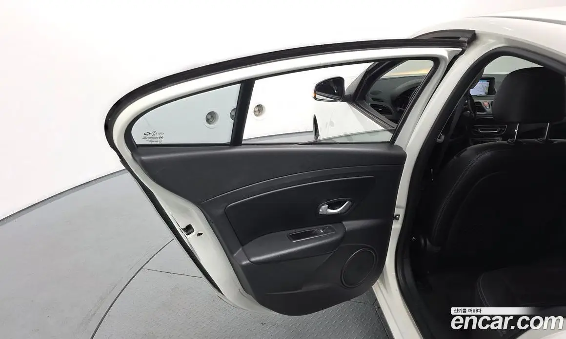 Renault (Samsung) SM3 2013 1.6 автомат (гидро), фото 14