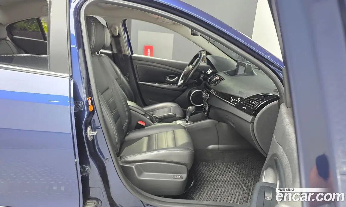 Renault (Samsung) SM3 2017 автомат (гидро), фото 17 Renault (Samsung) SM3 2017 автомат (гидро), фото 17