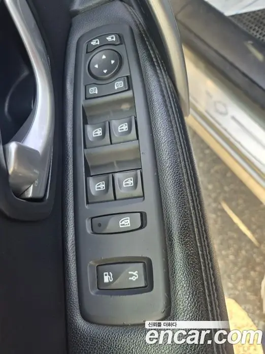 Renault (Samsung) SM5 2013 2.0 автомат (гидро), миниатюра 10 Renault (Samsung) SM5 2013 2.0 автомат (гидро), миниатюра 10