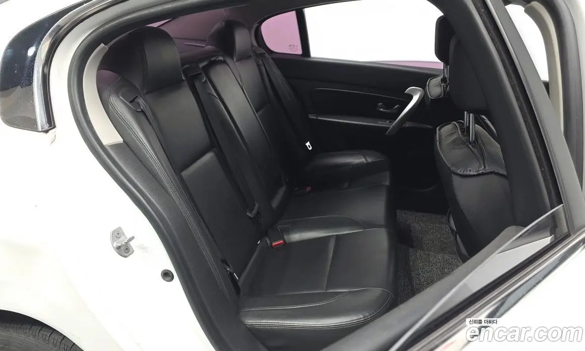 Renault (Samsung) SM5 2016 2.0 автомат (гидро), фото 17 Renault (Samsung) SM5 2016 2.0 автомат (гидро), фото 17