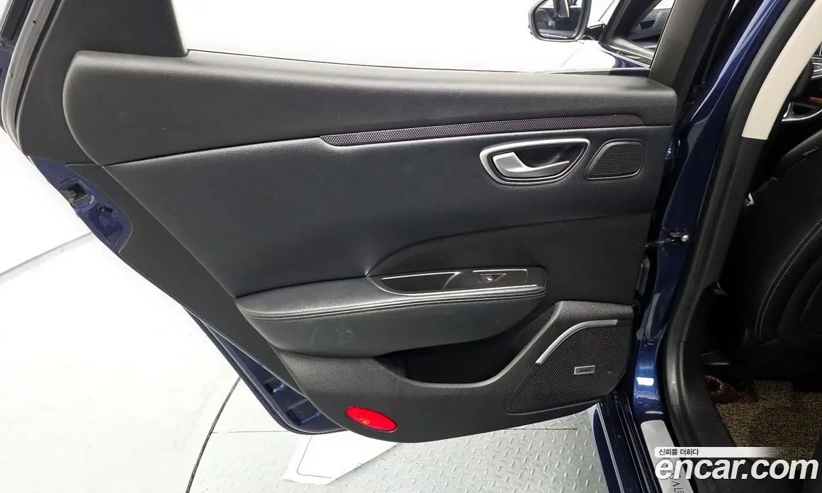 Renault (Samsung) SM6 2016 1.6 автомат (гидро), фото 15 Renault (Samsung) SM6 2016 1.6 автомат (гидро), фото 15