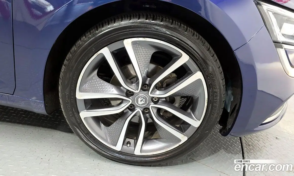 Renault (Samsung) SM6 2016 1.6 автомат (гидро), фото 7 Renault (Samsung) SM6 2016 1.6 автомат (гидро), фото 7
