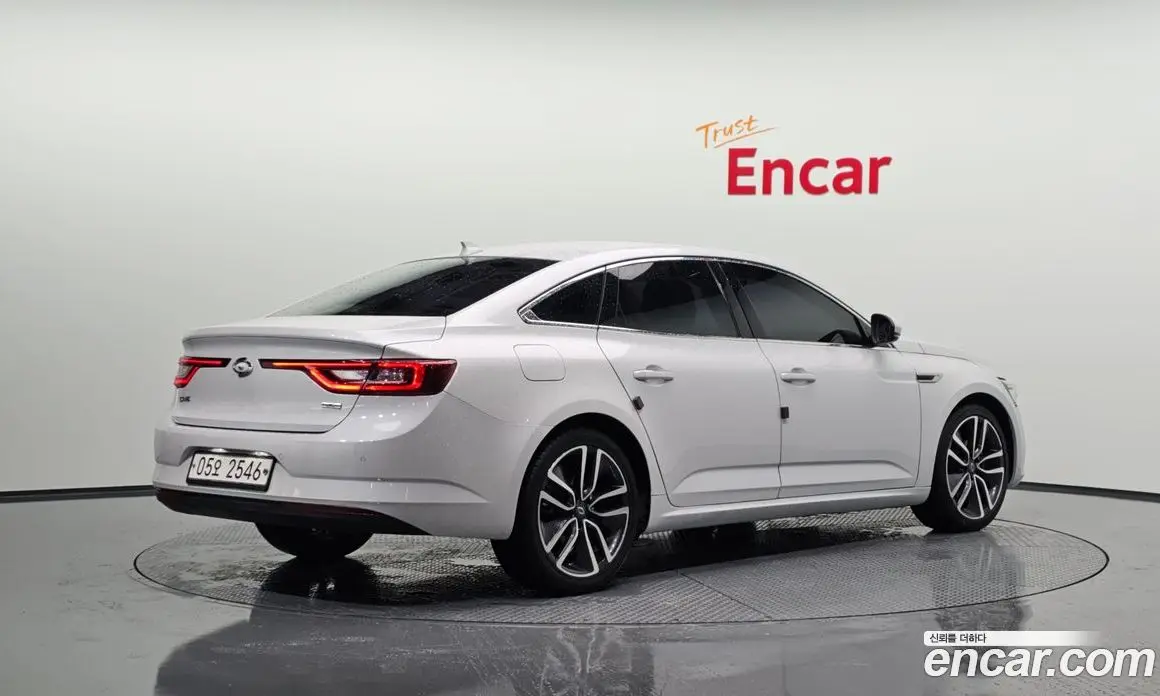 Renault (Samsung) SM6 2017 1.5 автомат (гидро), фото 1 Renault (Samsung) SM6 2017 1.5 автомат (гидро), фото 1