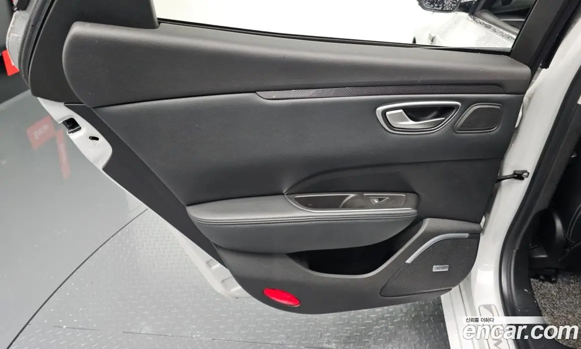 Renault (Samsung) SM6 2017 1.5 автомат (гидро), фото 14 Renault (Samsung) SM6 2017 1.5 автомат (гидро), фото 14