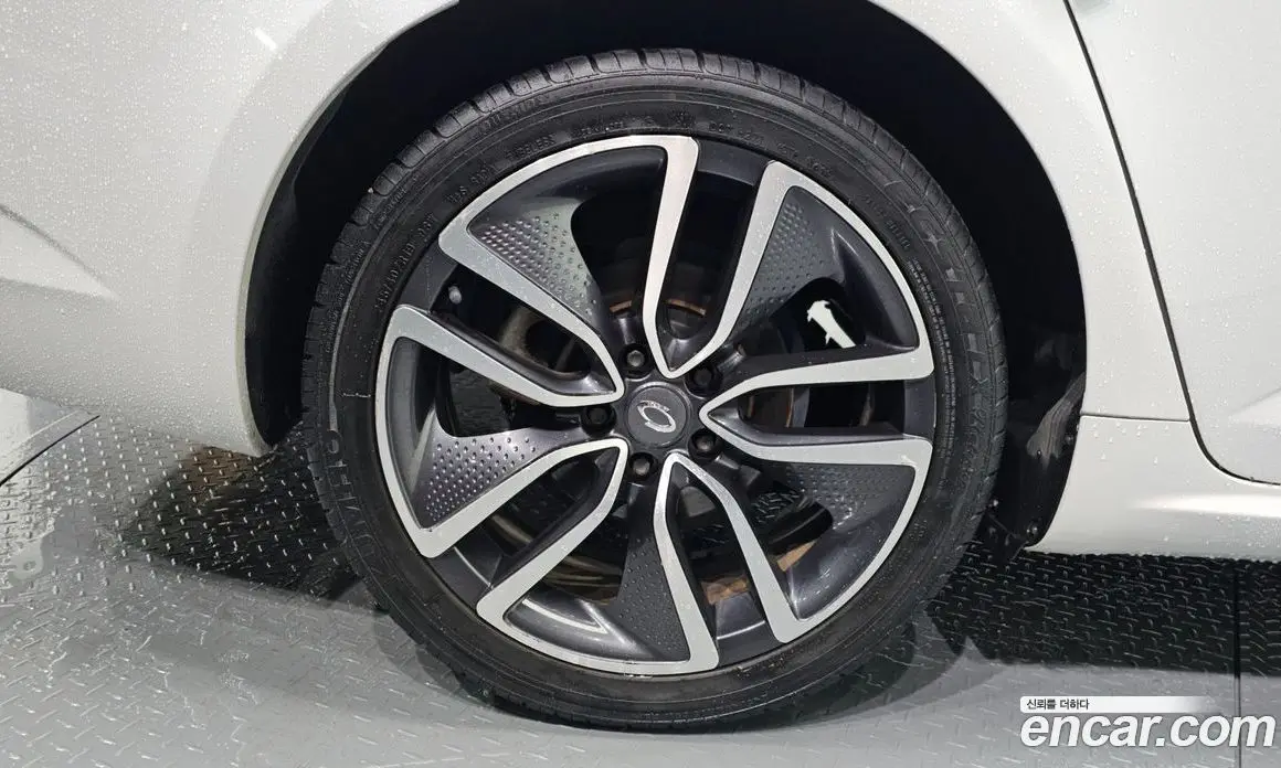 Renault (Samsung) SM6 2017 1.5 автомат (гидро), фото 4 Renault (Samsung) SM6 2017 1.5 автомат (гидро), фото 4