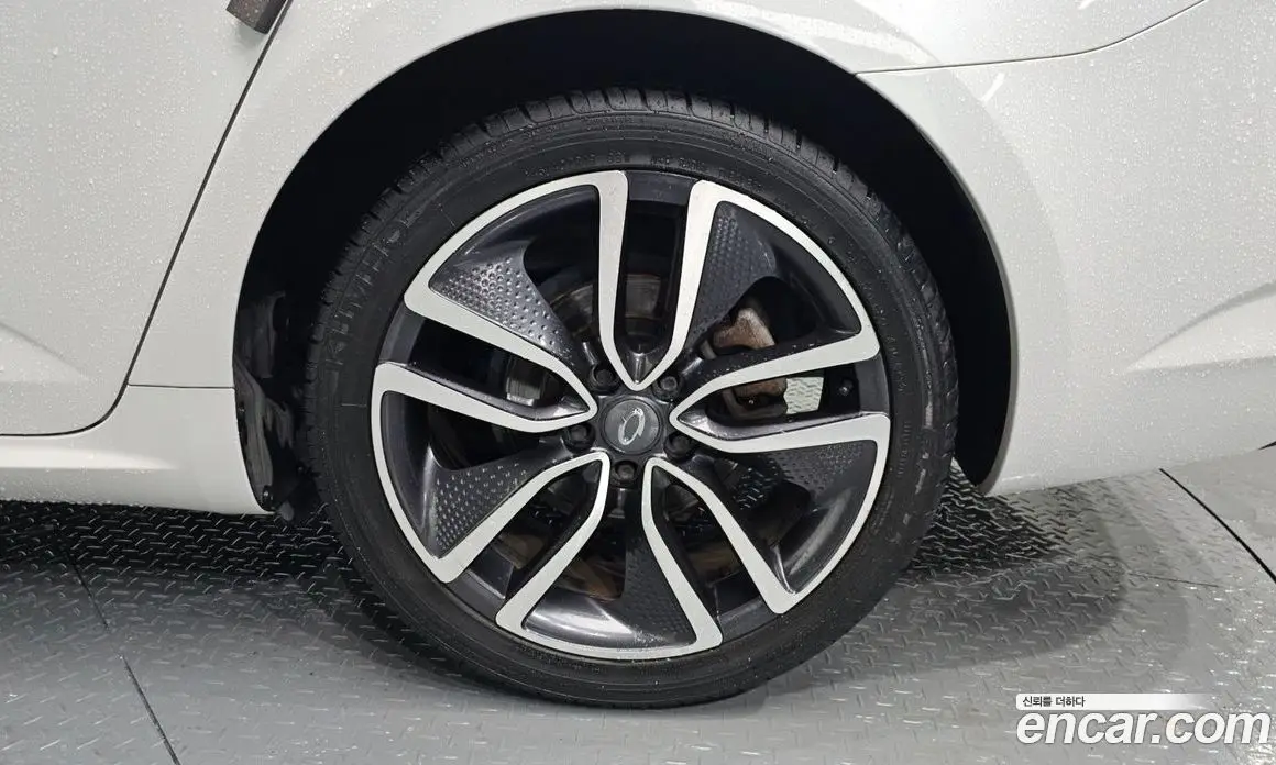 Renault (Samsung) SM6 2017 1.5 автомат (гидро), фото 6 Renault (Samsung) SM6 2017 1.5 автомат (гидро), фото 6