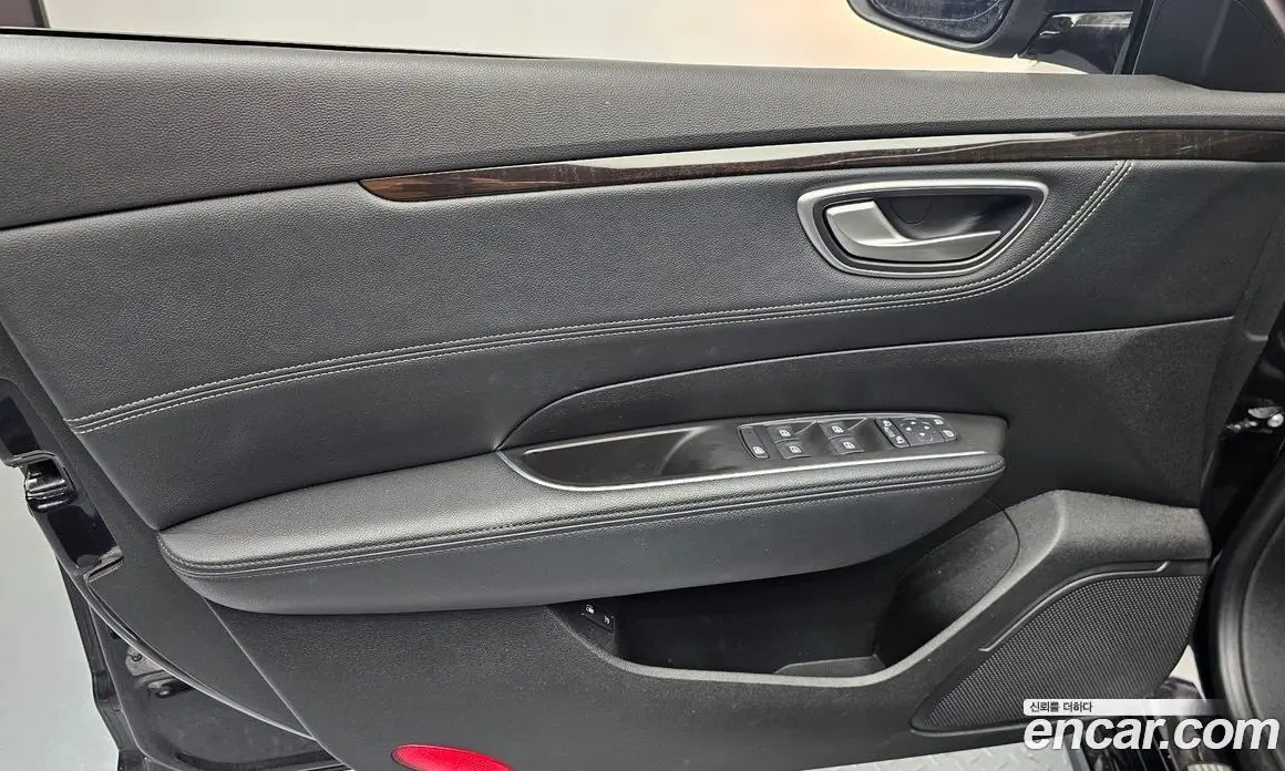Renault (Samsung) SM6 2017 2.0 автомат (гидро), фото 13 Renault (Samsung) SM6 2017 2.0 автомат (гидро), фото 13