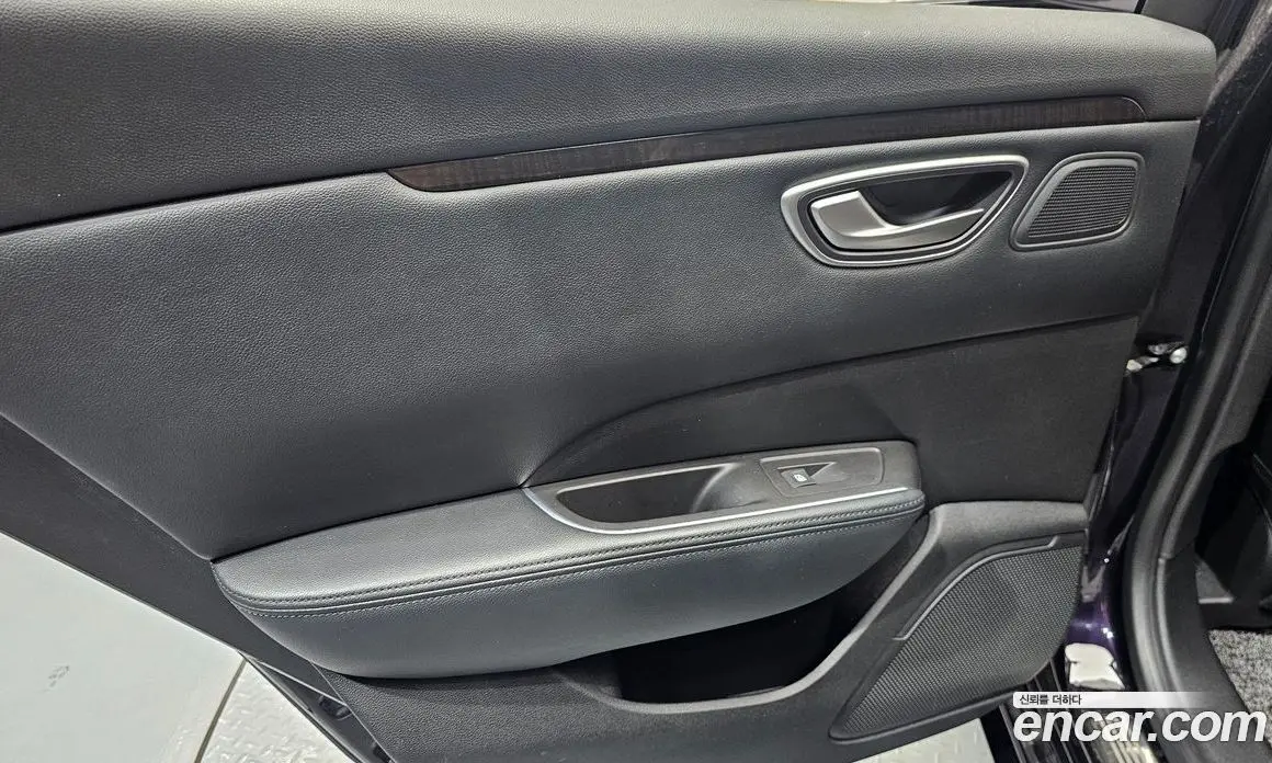 Renault (Samsung) SM6 2017 2.0 автомат (гидро), фото 14 Renault (Samsung) SM6 2017 2.0 автомат (гидро), фото 14