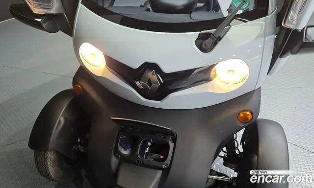 Renault (Samsung) Twizy 2020 0.1 автомат (гидро), миниатюра 6