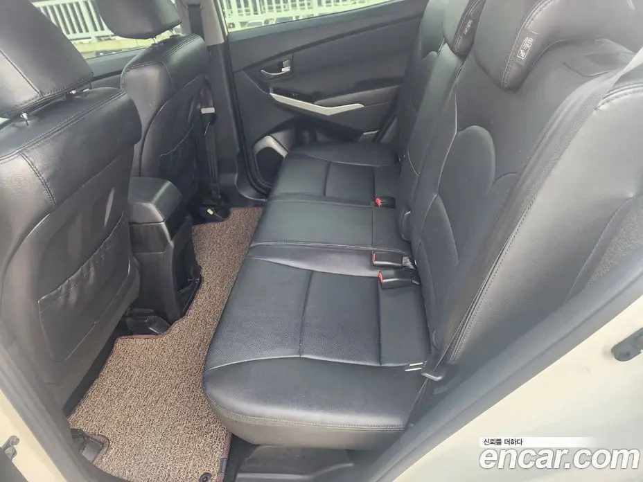 SsangYong Korando 2014 2.0 автомат (гидро), фото 13