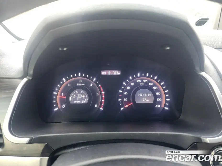 SsangYong Korando 2014 2.0 автомат (гидро), фото 8