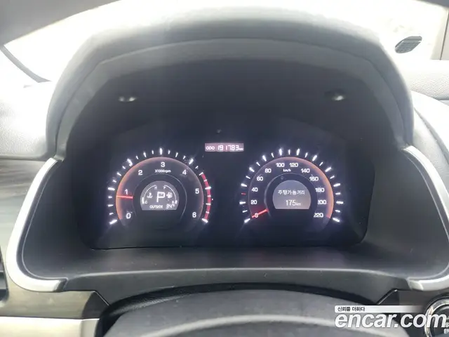 SsangYong Korando 2014 2.0 автомат (гидро), миниатюра 8