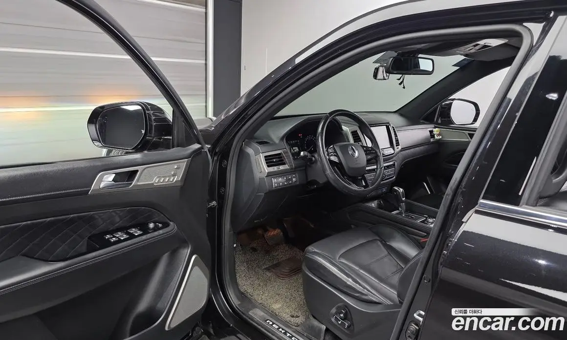 SsangYong Rexton 2017 2.2 автомат (гидро), фото 13