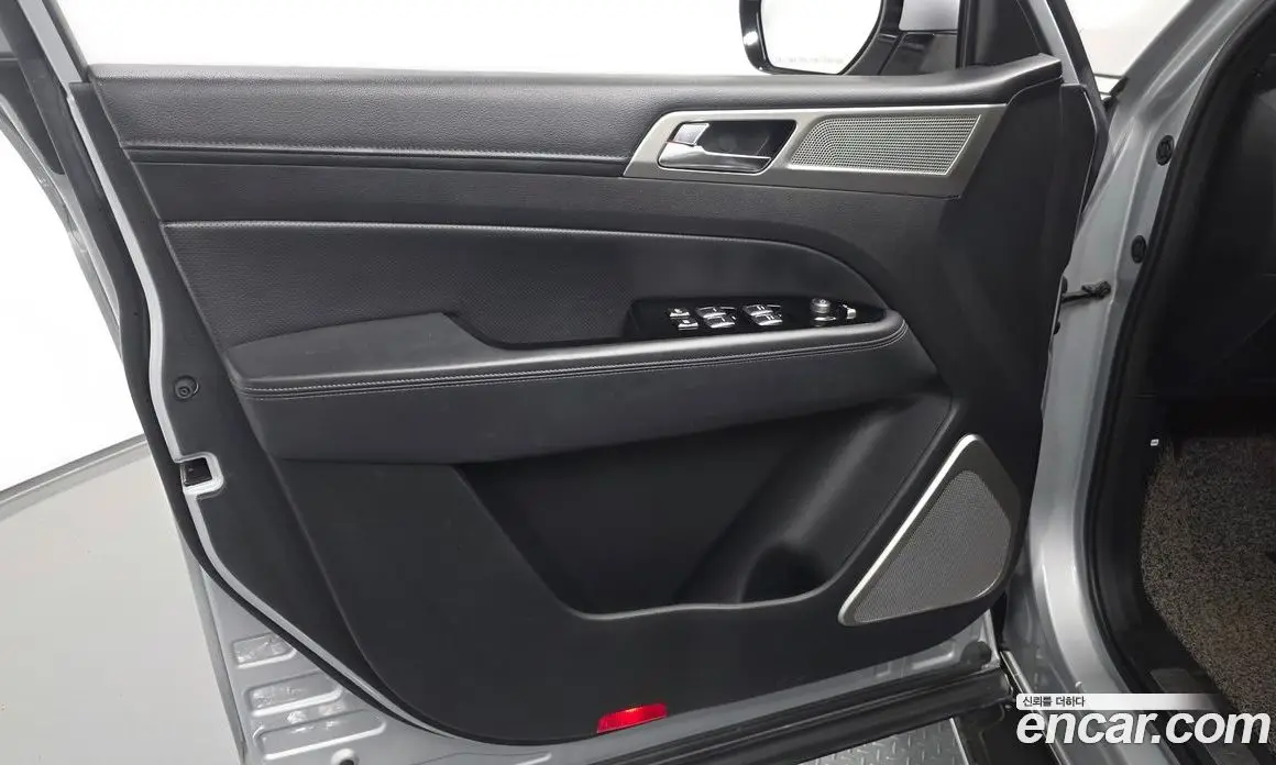 SsangYong Rexton 2018 2.2 автомат (гидро), фото 14