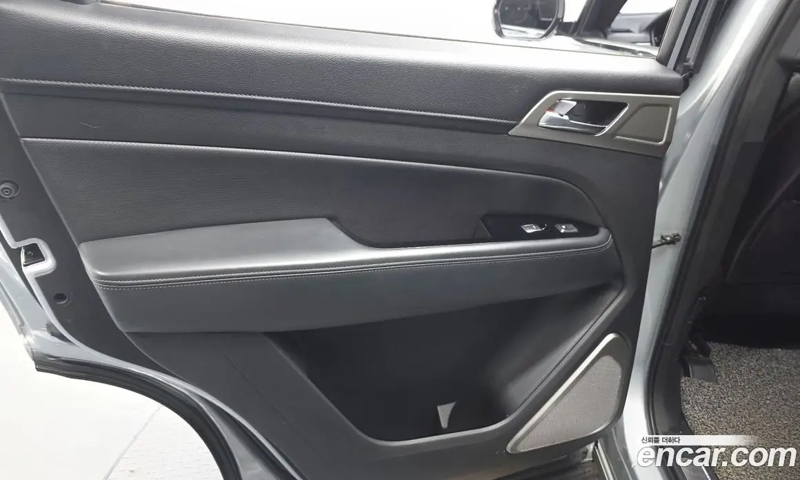 SsangYong Rexton 2018 2.2 автомат (гидро), фото 15