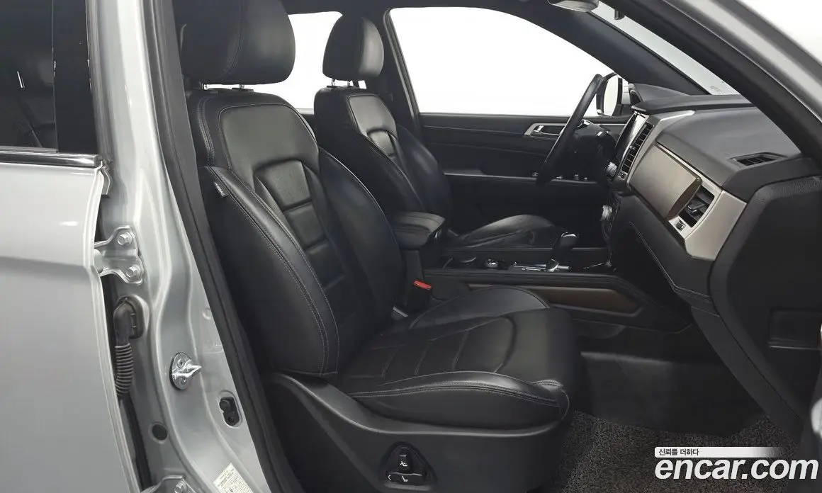 SsangYong Rexton 2018 2.2 автомат (гидро), фото 18