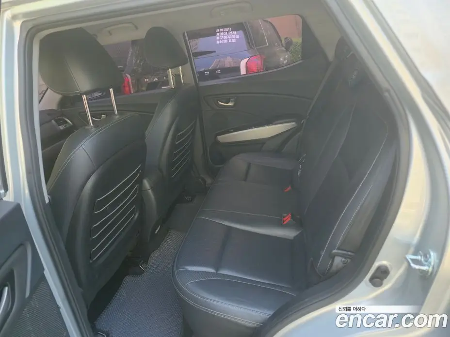 SsangYong TIBOLI 2016 1.6 автомат (гидро), фото 10 SsangYong TIBOLI 2016 1.6 автомат (гидро), фото 10