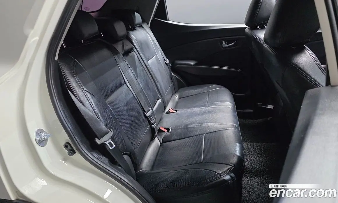SsangYong TIBOLI 2016 1.6 автомат (гидро), фото 17 SsangYong TIBOLI 2016 1.6 автомат (гидро), фото 17