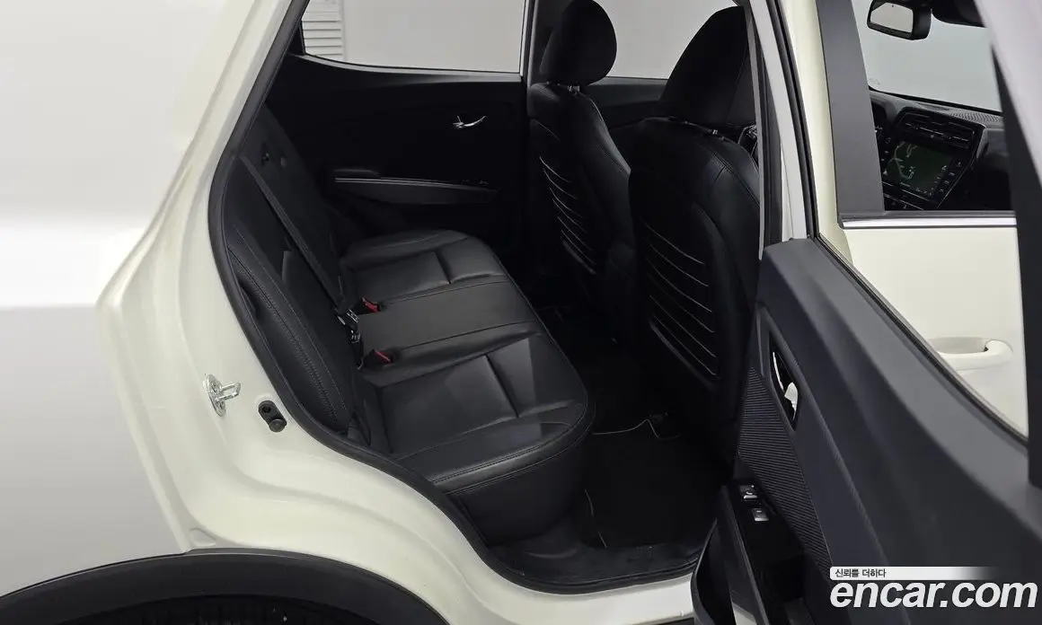 SsangYong TIBOLI 2022 1.5 автомат (гидро), фото 16