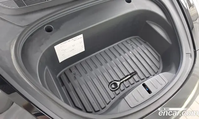 Tesla Model 3 2022 0.2 автомат (гидро), миниатюра 6