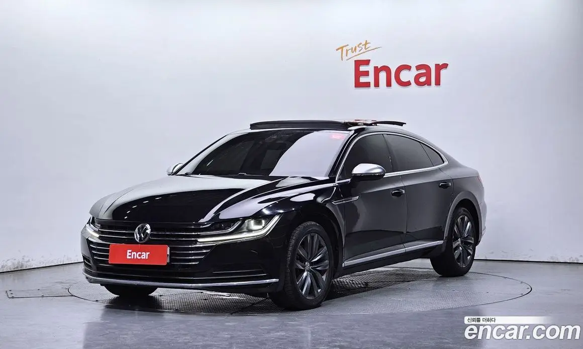 Volkswagen Arteon 2018 2.0 автомат (гидро), фото 1 Volkswagen Arteon 2018 2.0 автомат (гидро), фото 1