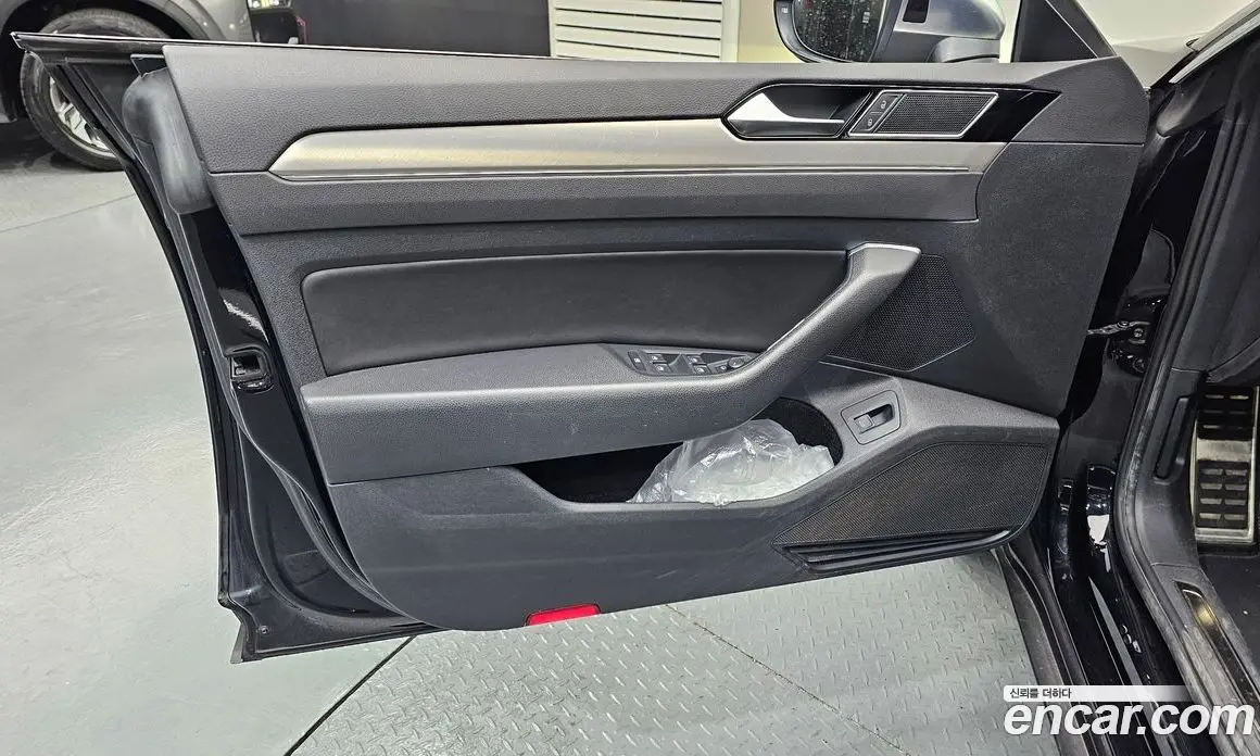 Volkswagen Arteon 2018 2.0 автомат (гидро), фото 14 Volkswagen Arteon 2018 2.0 автомат (гидро), фото 14