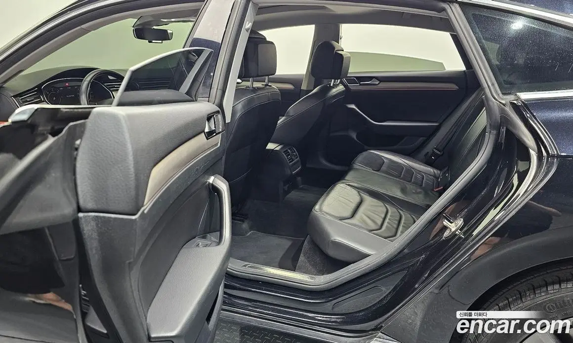 Volkswagen Arteon 2018 2.0 автомат (гидро), фото 16 Volkswagen Arteon 2018 2.0 автомат (гидро), фото 16