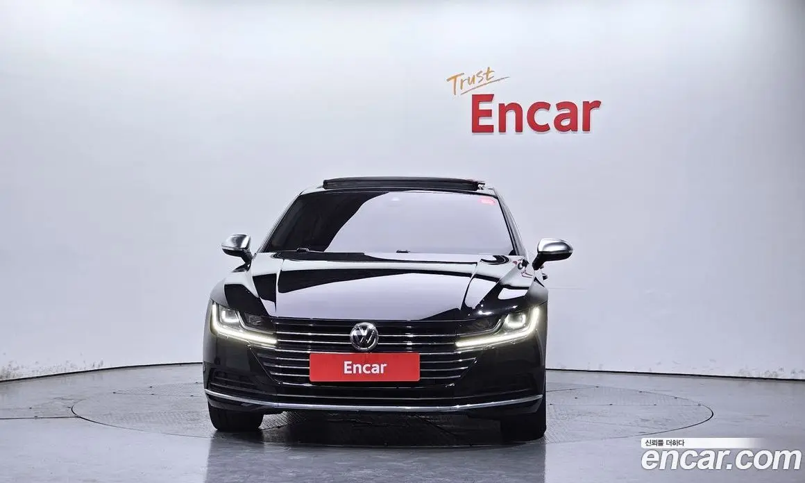 Volkswagen Arteon 2018 2.0 автомат (гидро), фото 3 Volkswagen Arteon 2018 2.0 автомат (гидро), фото 3