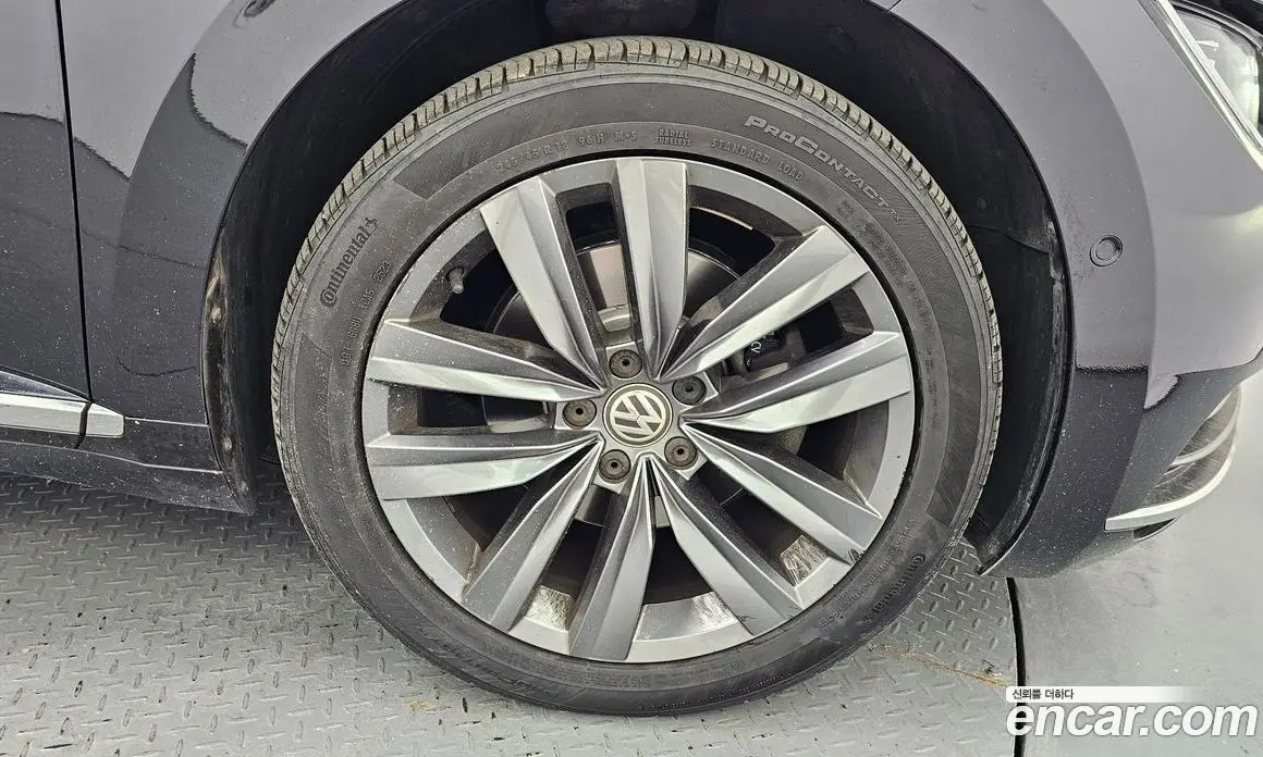 Volkswagen Arteon 2018 2.0 автомат (гидро), фото 7 Volkswagen Arteon 2018 2.0 автомат (гидро), фото 7