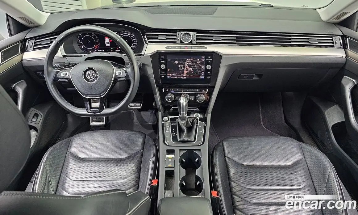 Volkswagen Arteon 2018 2.0 автомат (гидро), фото 10 Volkswagen Arteon 2018 2.0 автомат (гидро), фото 10