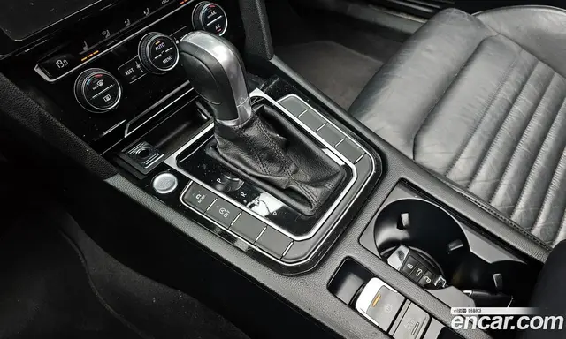 Volkswagen Passat 2018 2.0 автомат (гидро), миниатюра 12
