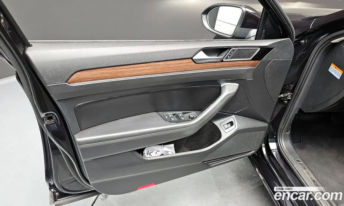 Volkswagen Passat 2018 2.0 автомат (гидро), фото 14 Volkswagen Passat 2018 2.0 автомат (гидро), фото 14