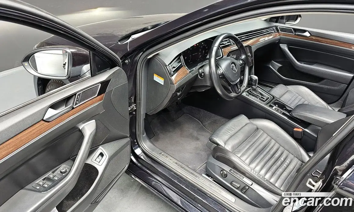 Volkswagen Passat 2018 2.0 автомат (гидро), фото 17 Volkswagen Passat 2018 2.0 автомат (гидро), фото 17